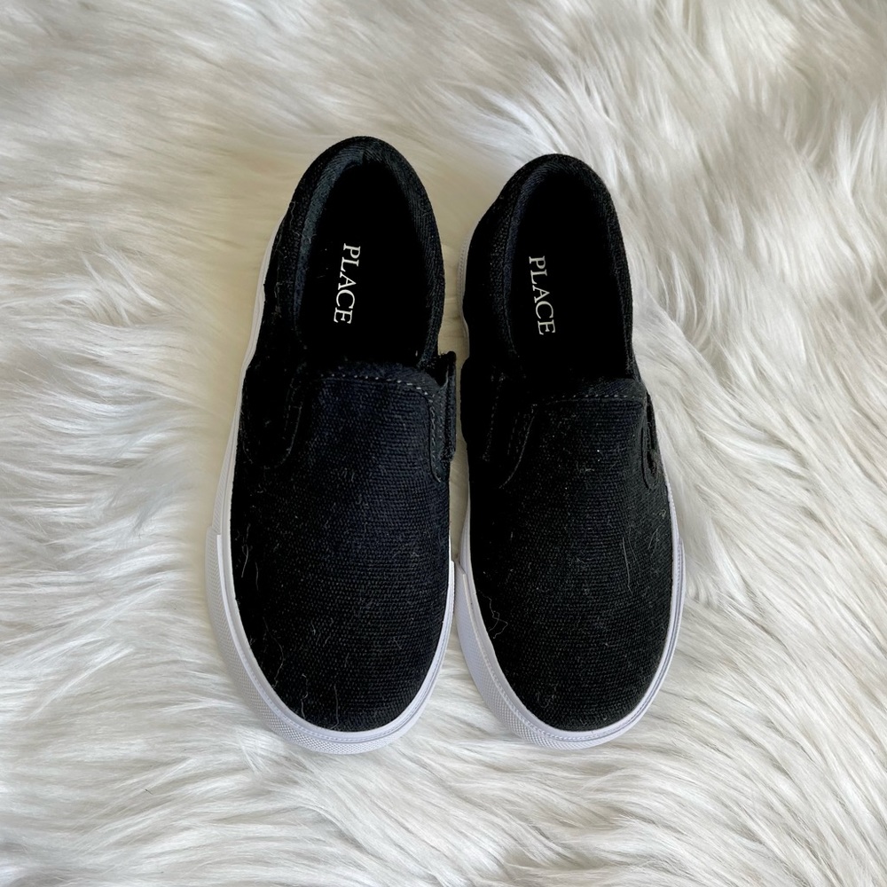 NWOT Children’s Place Black Slip On shoes - Picture 2 of 7